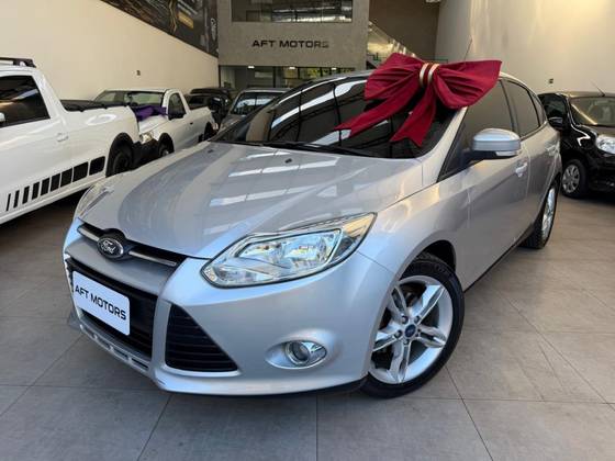 FORD FOCUS 2.0 SE 16V FLEX 4P POWERSHIFT FORD FOCUS 2.0 SE 16V FLEX 4P POWERSHIFT